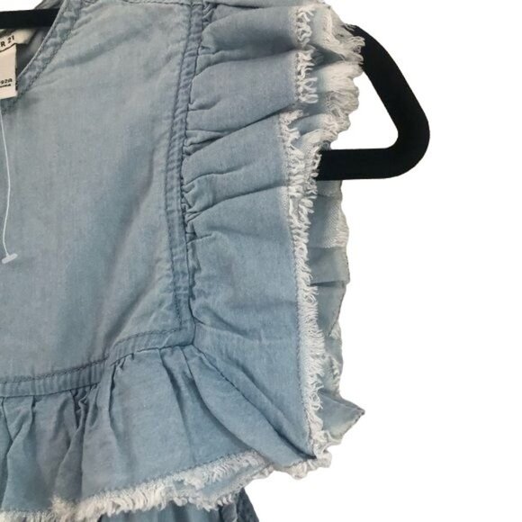 Forever 21 Little Girls Light Chambray Raw Hem Ruffled Dress Size Medium - Picture 3 of 5
